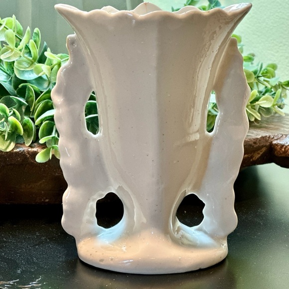 ANTIQUE, ART NOUVEAU, FRENCH, WHITE CERAMIC BUD VASE. HAND PAINTED COLORS. - Picture 2 of 10